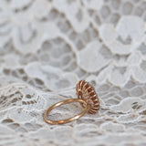 Bianca Ring med Oval Champagnemorganit och Diamanter