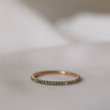 Jade Petite Ring med smaragder