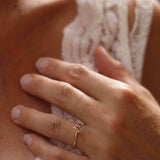 Solitaire Petite Ring med Champagnediamant