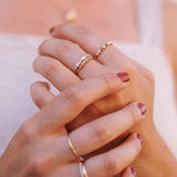 Hilda Ring med Smaragder och Diamanter